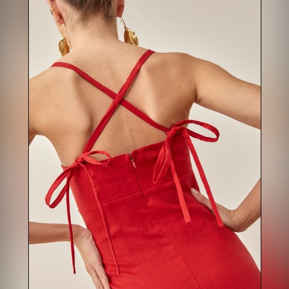Reformation Dresses & Skirts - Reformation gorgeous red dress NWT! 💃🏼